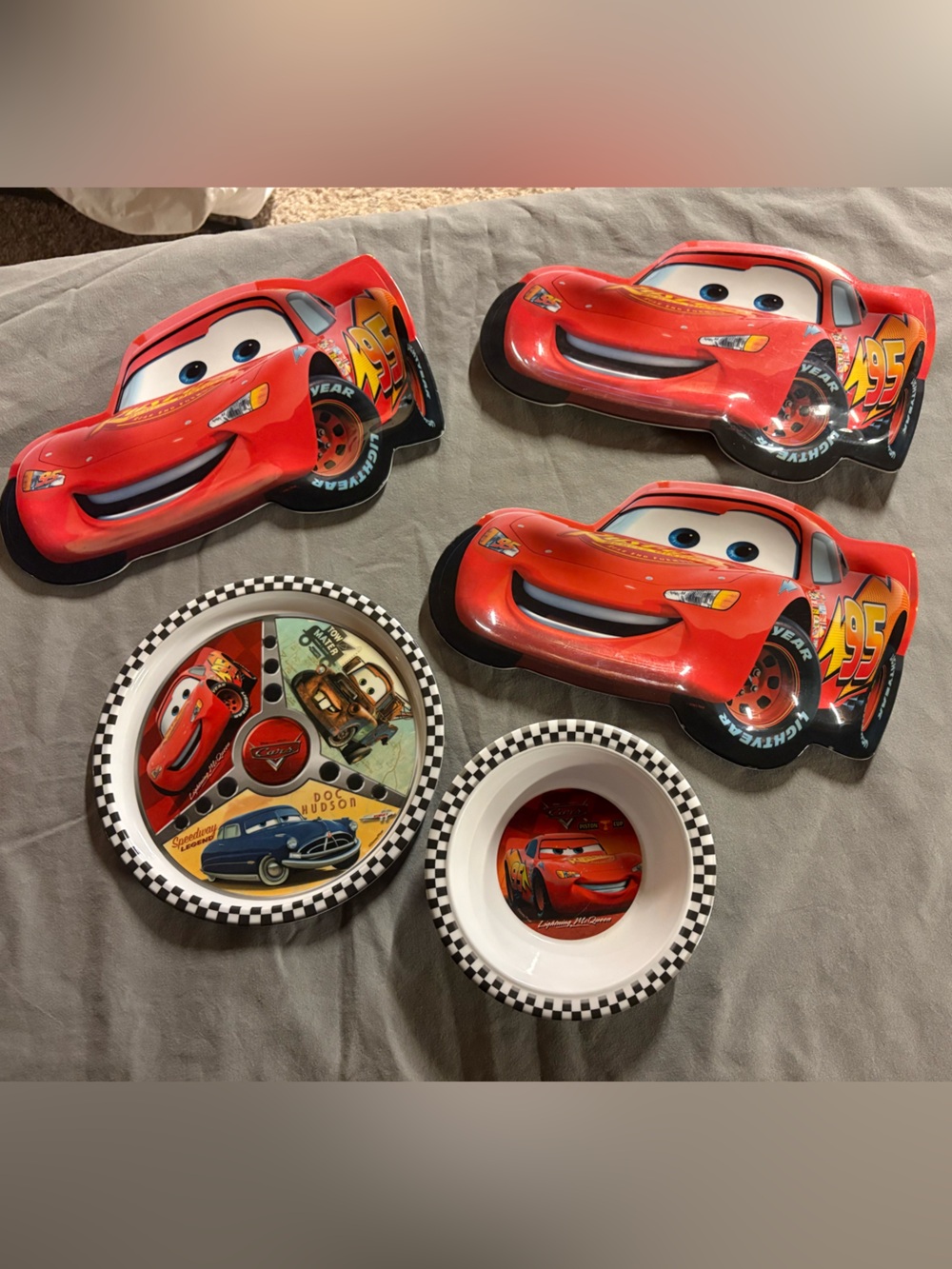 Disney Pixar Cars Lightning McQueen Kids Plates & Bowl Set